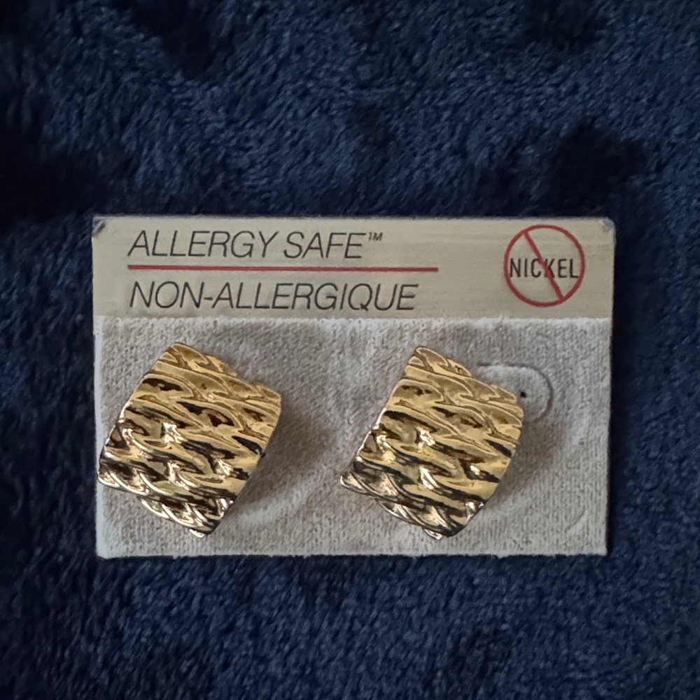 Vintage Gold Wave Earrings